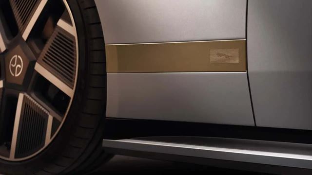 Jaguar Type 01: elektrické GT s výkonom 1030 koní a dojazdom až 720 km 