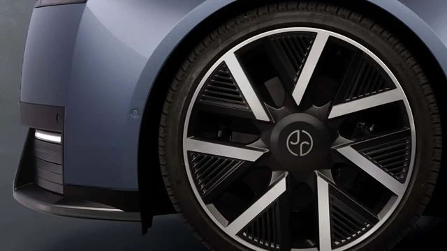 Jaguar Type 01: elektrické GT s výkonom 1030 koní a dojazdom až 720 km 