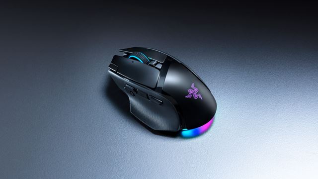 Razer predstavil Basilisk V4 Hyperspeed a V4 Pro 