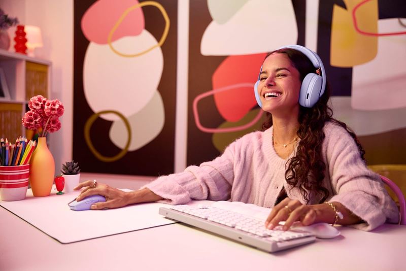 Logitech prestavil PRO X2 Superstrike my� a G325 Lightspeed headset