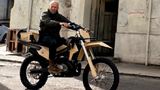 Jason Satham si zahr� Jasona Stathama vo firme Jason Statham Stole My Bike