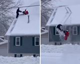 Ach, to�ko snehu na streche, to d�m dole....