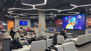 Vysk��ali sme si lietanie vesm�rnou 1203-jkou v �eskej hre Cosmo Tales, v ktorej bude dabova� Martin Dejdar 