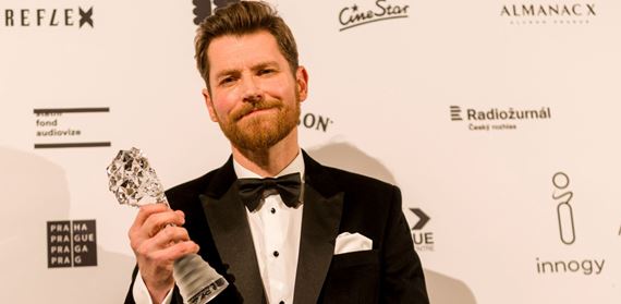 Seriály z produkcie Voyo uspeli na Českých levoch. Bodovali Studňa a Kráľ Šumavy: Agent chodec