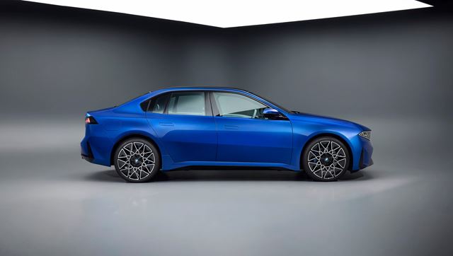 BMW predstavilo nový i3. Elektrický sedan štartuje novú etapu značky 