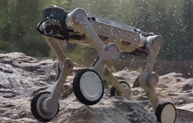 AgiBot ukázal D1 Max, odolného štvornohého robota do náročného terénu