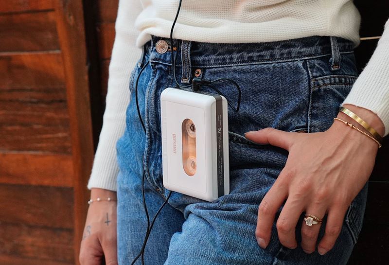 Maxell vracia do života klasický kazetový walkman