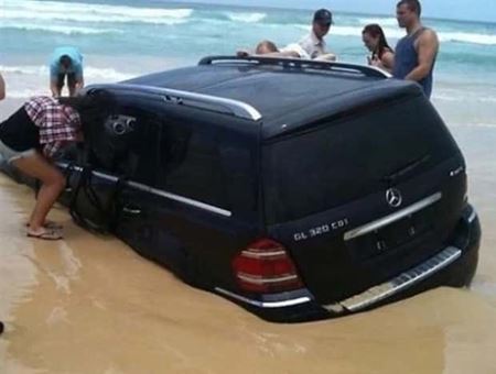 Nehody sa st�vaj�  