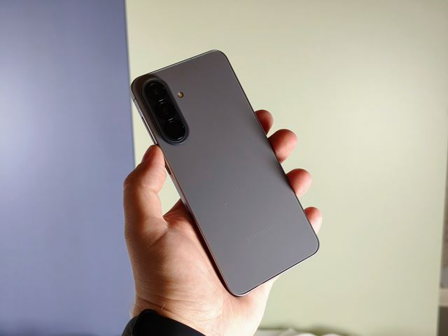 Samsung predstavil nov� Galaxy A37 a A57� 