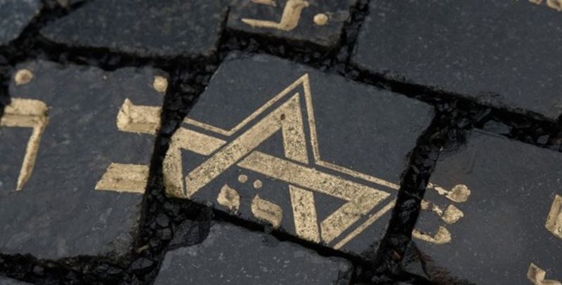 Je mo�n� vymaza� cel� komunitu nielen z mapy, ale aj pam�ti? Do k�n prich�dza film Posledn� Hebrej z Hlohovca 