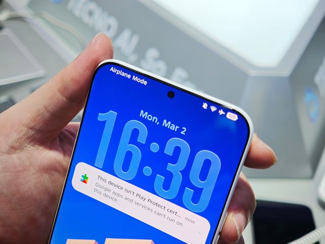 TECNO Slim 2 je extr�mne tenk� mobil s ve�kou bat�riou a minimalistick�mi r�mikmi 