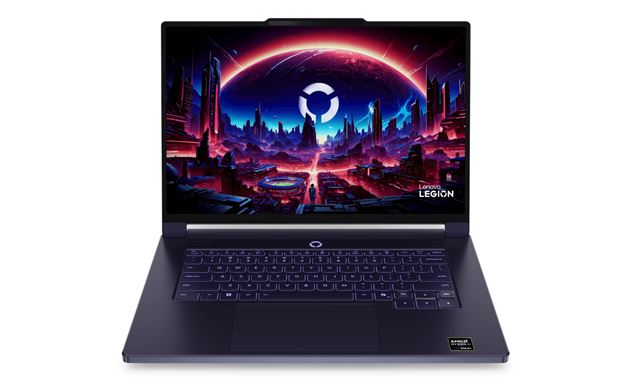 Lenovo uk�zalo svoje pripravovan� notebooky 