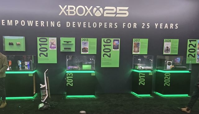 Prv� fotky z Microsoft st�nku z GDC eventu 