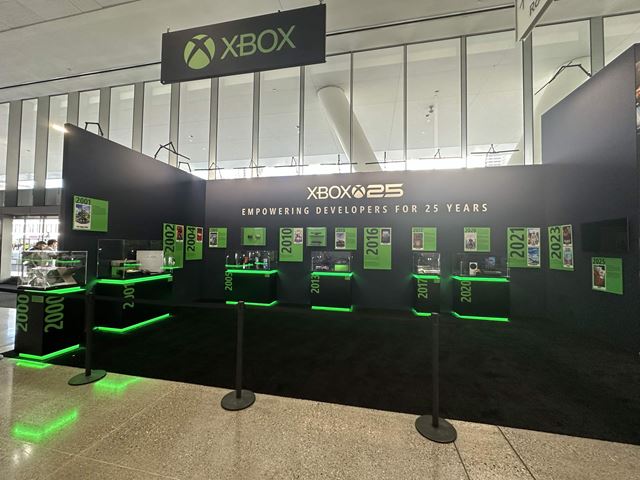 Prv� fotky z Microsoft st�nku z GDC eventu 