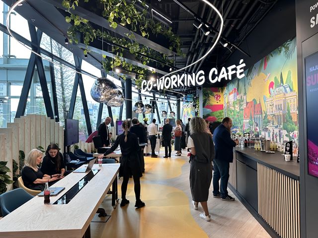 Slovak Telekom otvoril Magenta Experience Center a prin�a priestor pre technol�gie 