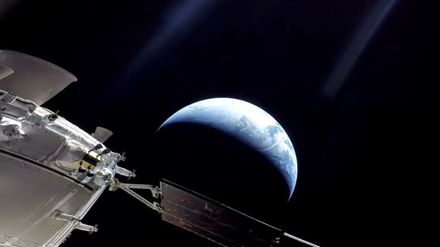 Posádka Artemis II riešila po štarte menšie komplikácie - opravovala toaletu, blikajúcu kontrolku a aj zamrznutý Outlook 