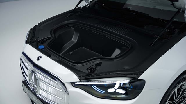 2027 Mercedes C-Class bol plne predstavený, je plne elektrický s dojazdom 762 km 