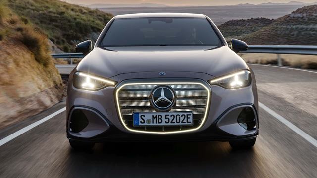 2027 Mercedes C-Class bol plne predstavený, je plne elektrický s dojazdom 762 km 