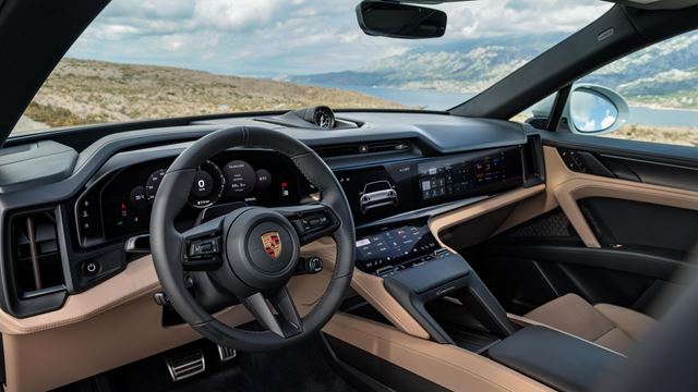 Porsche ukázalo Cayenne Coupé Electric, elektrické SUV dostalo športovejšiu verziu 