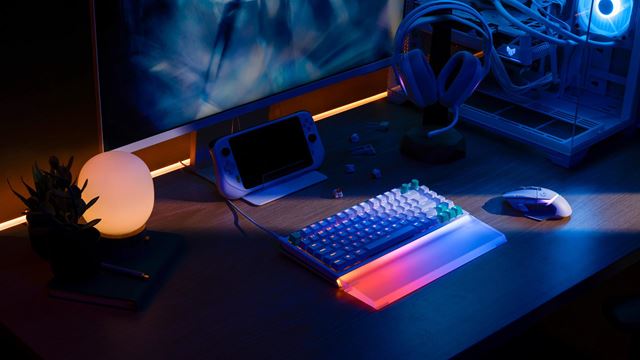 Logitech G512 X: nov� hern� kl�vesnica s v�menn�mi anal�gov�mi sp�na�mi 