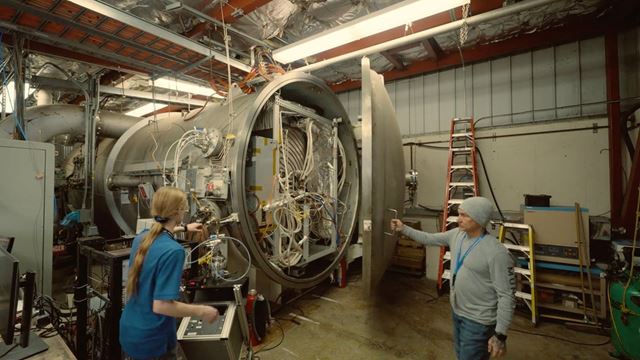 Vesmírny elektromagnetický motor dostáva reálne kontúry 