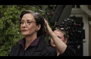 Dokument zo z�kulisia Harry Potter seri�lu ukazuje casting, tvorbu tvorov a kost�mov 