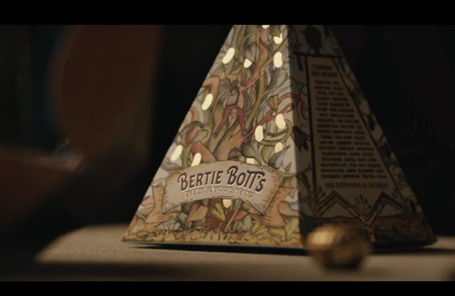 Dokument zo z�kulisia Harry Potter seri�lu ukazuje casting, tvorbu tvorov a kost�mov 