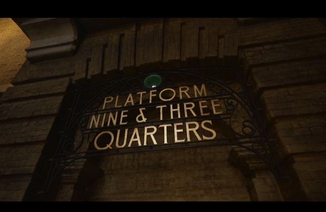 Dokument zo z�kulisia Harry Potter seri�lu ukazuje casting, tvorbu tvorov a kost�mov 