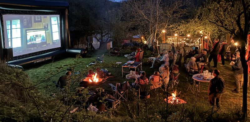 Dokument�rne filmy na netradi�n�ch miestach - KineDok od�tartoval nov� ro�n�k oscarov�m filmom P�n Nikto proti Putinovi