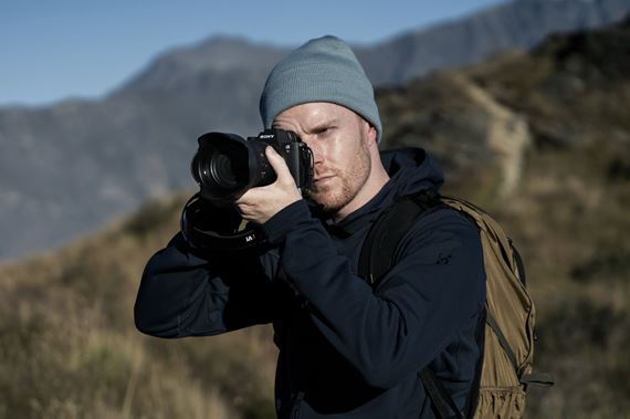 Sony Alpha 7R VI fotoaparát prichádza so 66,8 Mpx stacked snímačom a 8K videom
