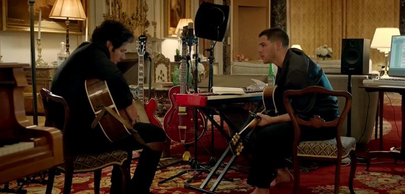 Srdcovka / Power Ballad od re�is�ra Johna Carneyho (Once) m� nov� trailer. Do k�n bude film uveden� 11. j�na