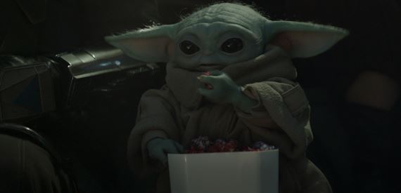 Seriálový Mandalorian prichádza do kín. Novinkou je Sigourney Weaver a hlasové herecké výkony Martina Scorseseho a Jeremy Allena Whitea