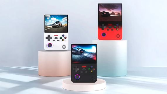 Lacný retro handheld Lenovo G02 sa v Číne predáva aj s tisíckami retro hier