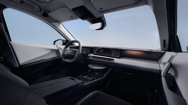 Lancia Gamma sa ukázala, je však len upraveným Peugeotom 3008 
