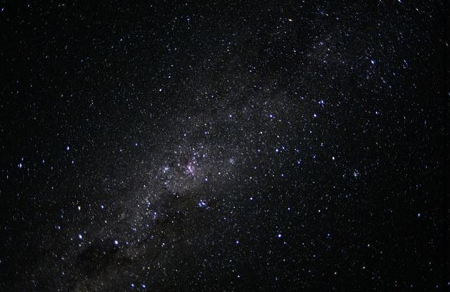 NASA zverejnila 12 tisíc záberov z Artemis misie okolo Mesiaca 