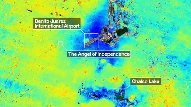 Mexico City sa prepadáva, nové satelitné dáta ukazujú najviac postihnuté oblasti 