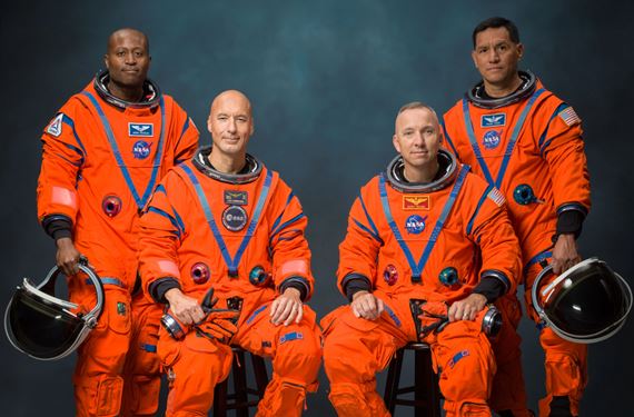 NASA predstavila posádku Artemis III misie, v roku 2027 bude testovať Orion a lunárne landery na orbite Zeme