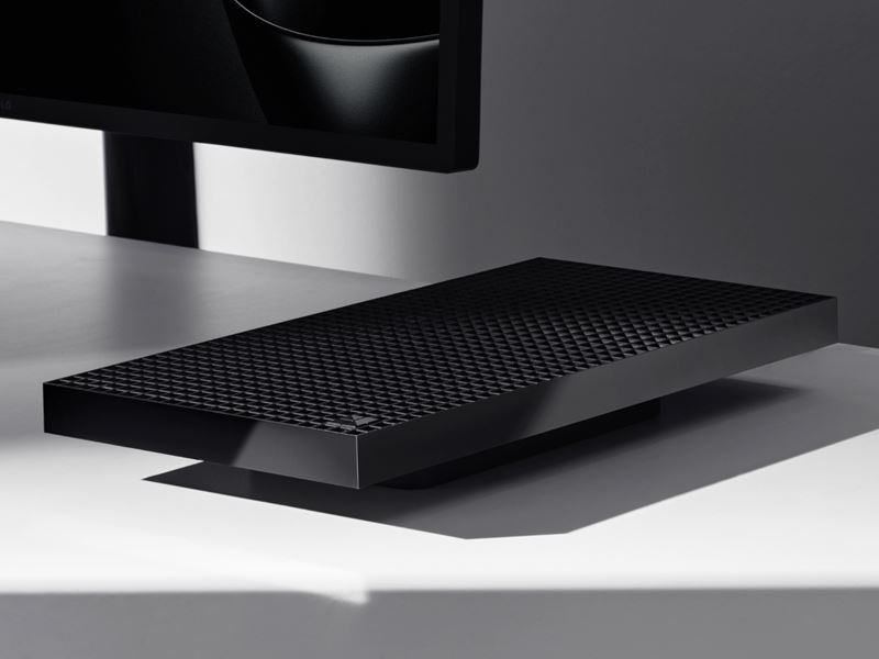 Microsoft predstavil Surface RTX Spark Dev Box, mal� AI po��ta� pre v�voj�rov