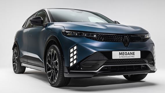 Renault Megane E-Tech dostal väčší dojazd, rýchlejšie nabíjanie a Google Gemini