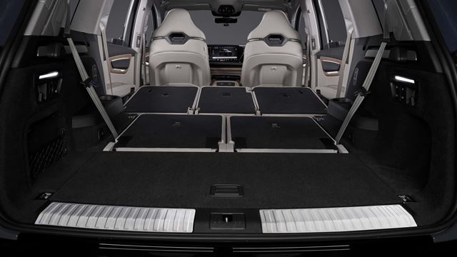Audi predstavilo novú generáciu Q7 s výraznejším dizajnom a dieselovým V6 