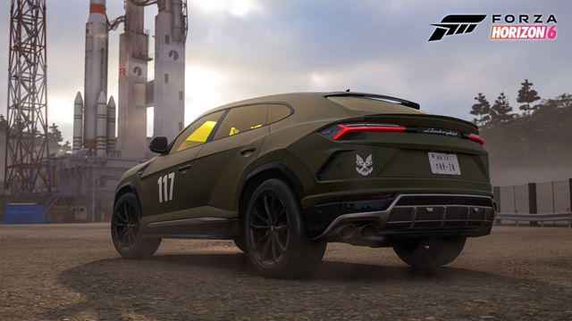 Halo a Lamborghini pripravili Urus v �t�le Master Chiefa. Fan��ikovia m��u vyhra� jeho model 