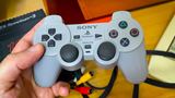 Sony malo kedysi v pr�prave PlayStation 1 skryt� priamo v DualShocku