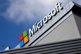 Microsoft spolu tento rok prepust� 4800 �ud�