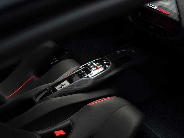 Ferrari ukázalo unikát CZ26. SF90 dostalo úplne novú karosériu inšpirovanú 70. rokmi 