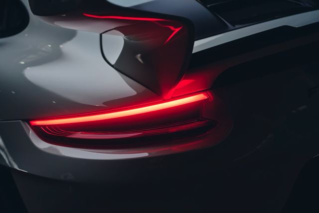Porsche oživilo legendárny Slantnose - Flachbau RS vznikol z 911 GT2 RS a existuje jediný kus 