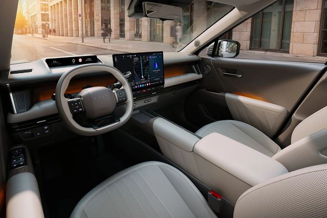Hyundai Tucson piatej generácie rastie, prináša hranatejší dizajn Art of Steel a nový interiér 
