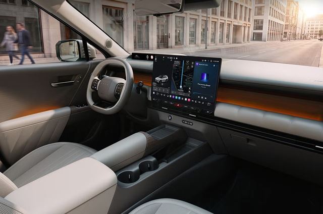 Hyundai Tucson piatej generácie rastie, prináša hranatejší dizajn Art of Steel a nový interiér 