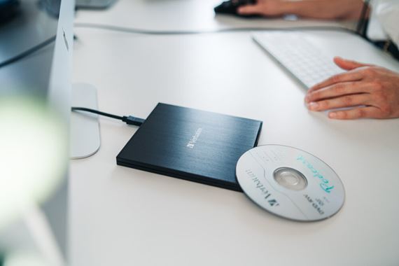 Dostupnosť Blu-ray mechaník klesá pre odchod výrobcov a nedostatok komponentov