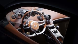 Hennessey Blackbird vracia superautá ku klasike: atmosférický V8, manuál a žiadne displeje 