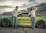 Tom Cruise sa vr�ti v Days of Thunder 2, prid� sa k nemu Anne Hathaway
